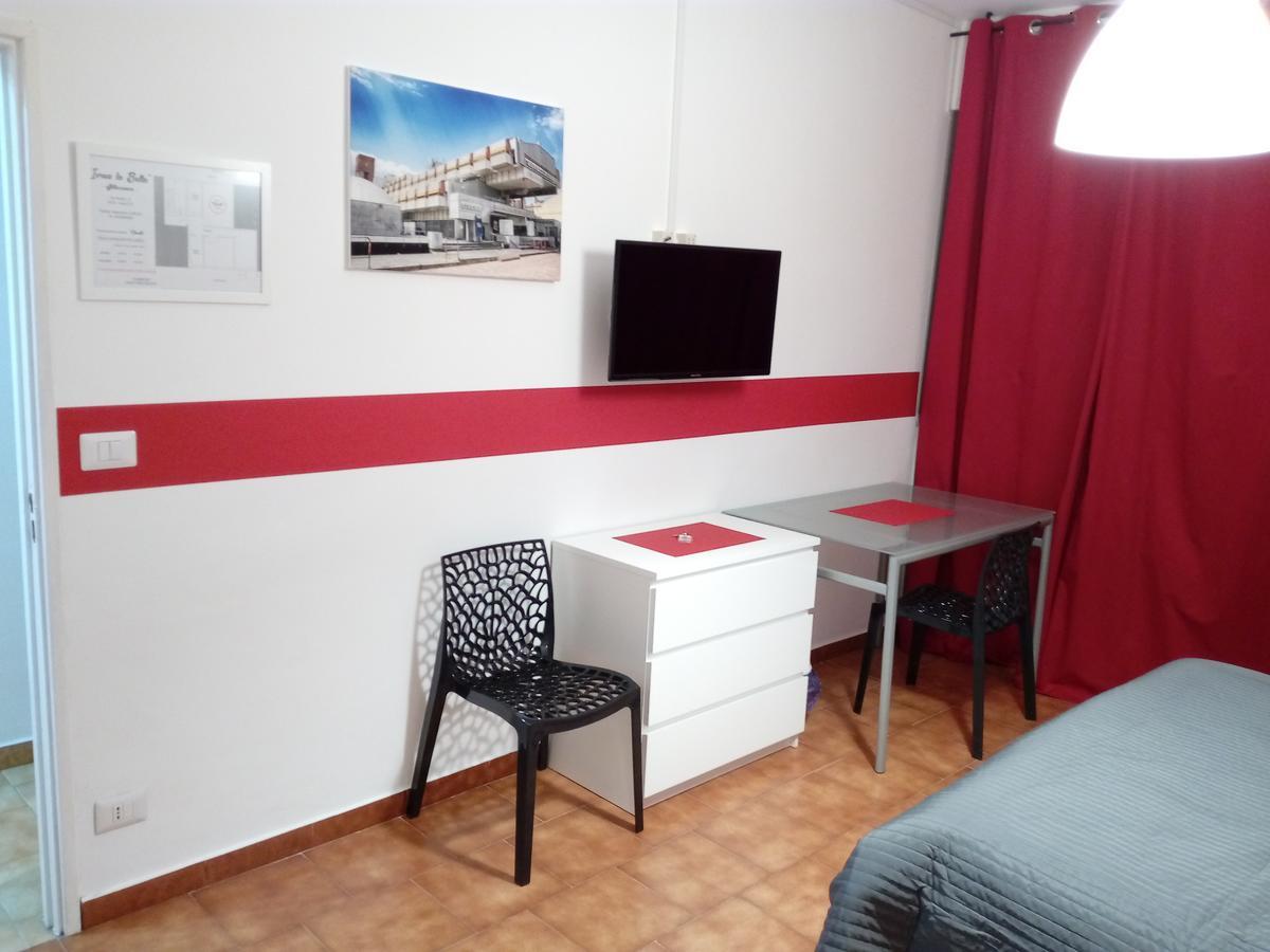 Отель Ivrea La Bella Экстерьер фото