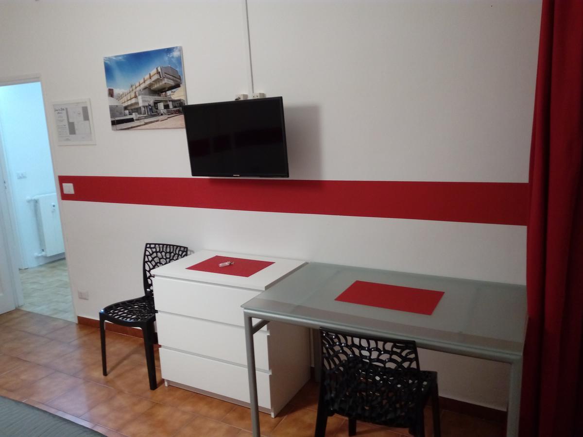 Отель Ivrea La Bella Экстерьер фото