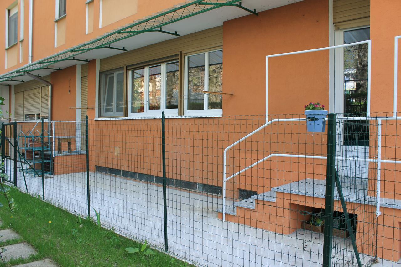 Отель Ivrea La Bella Экстерьер фото